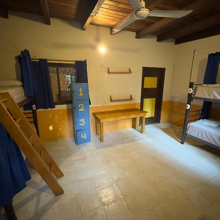 Tower Bridge Hostel Пуэрто-Эскондидо Экстерьер фото